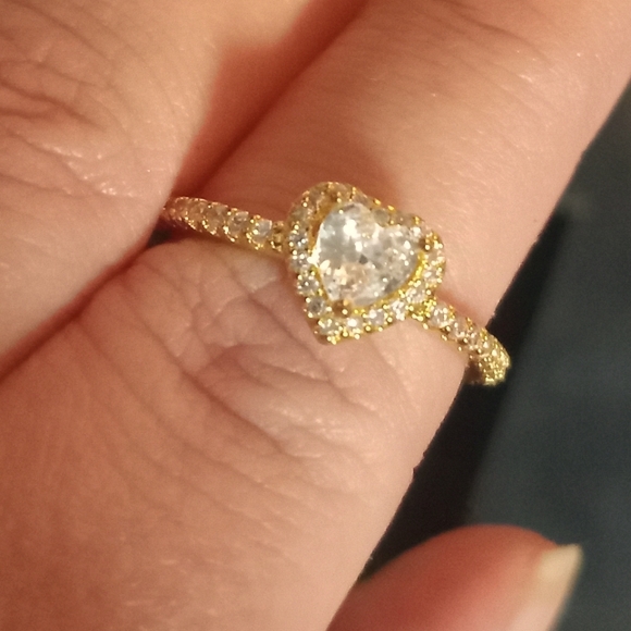 Pandora Elevated Hearts Ring - Picture 1 of 4